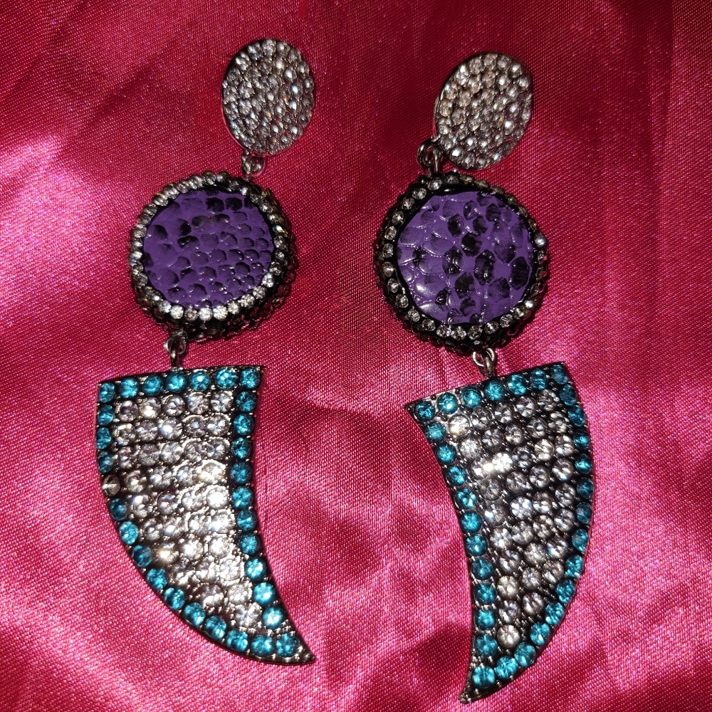 ***PURPLE SNAKESKIN SJ EARRINGS***